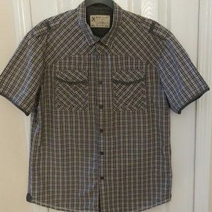 Marc Ecko Short Sleeve shirt sz L
